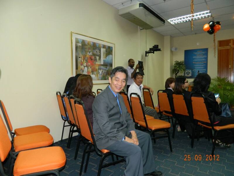 Binary University 19 Binary University 19